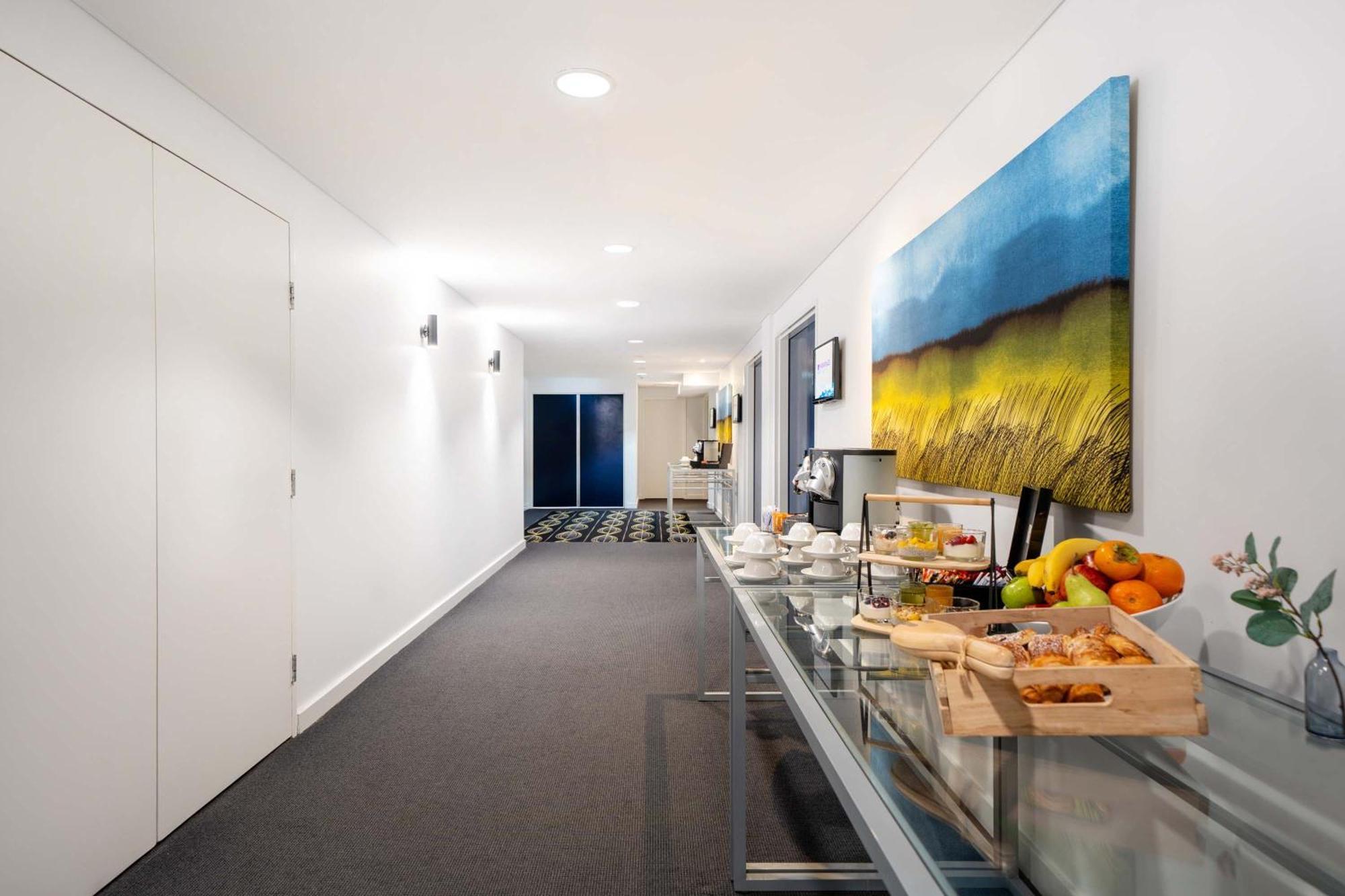 Aparthotel Mantra On Northbourne Canberra Exterior foto