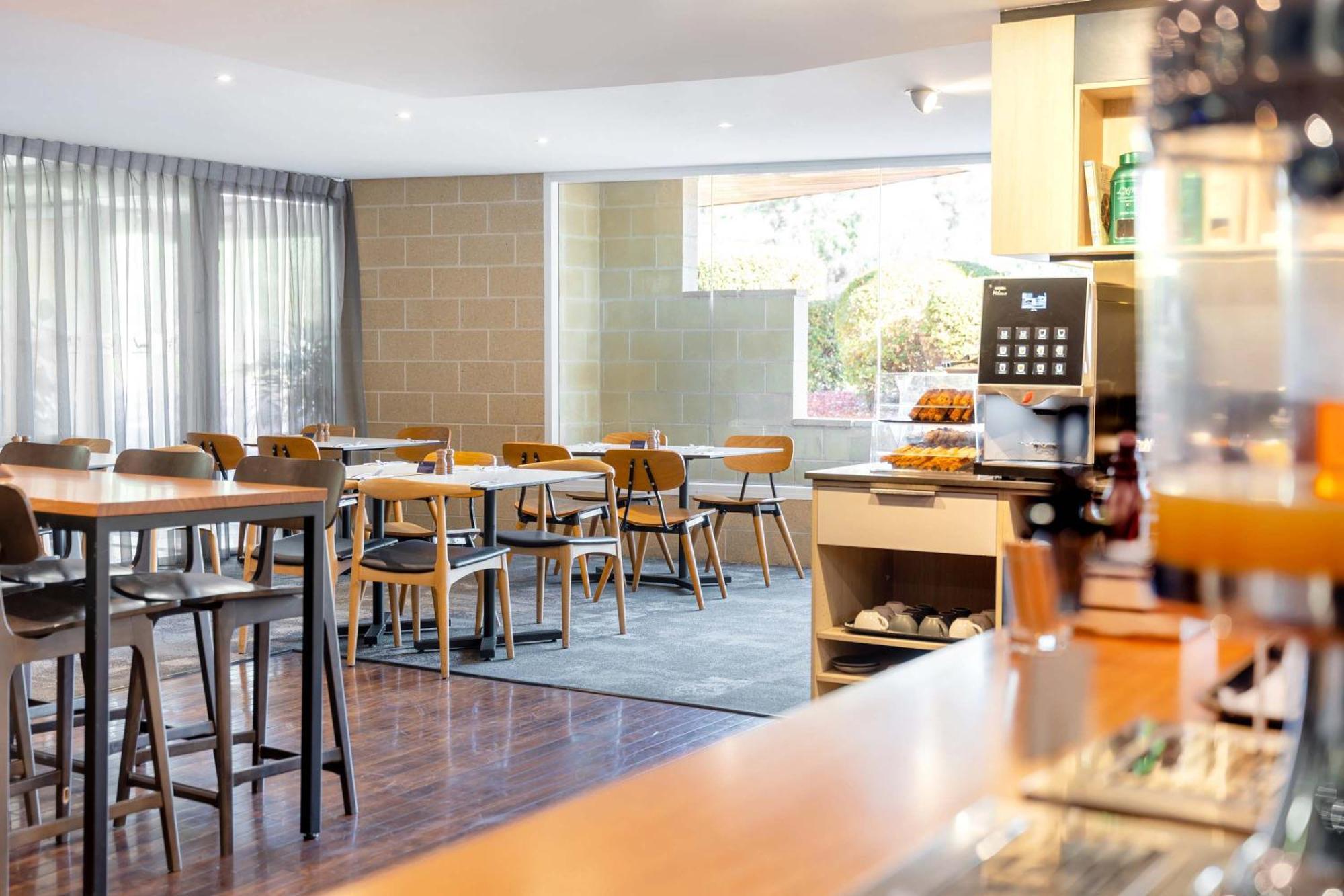 Aparthotel Mantra On Northbourne Canberra Exterior foto