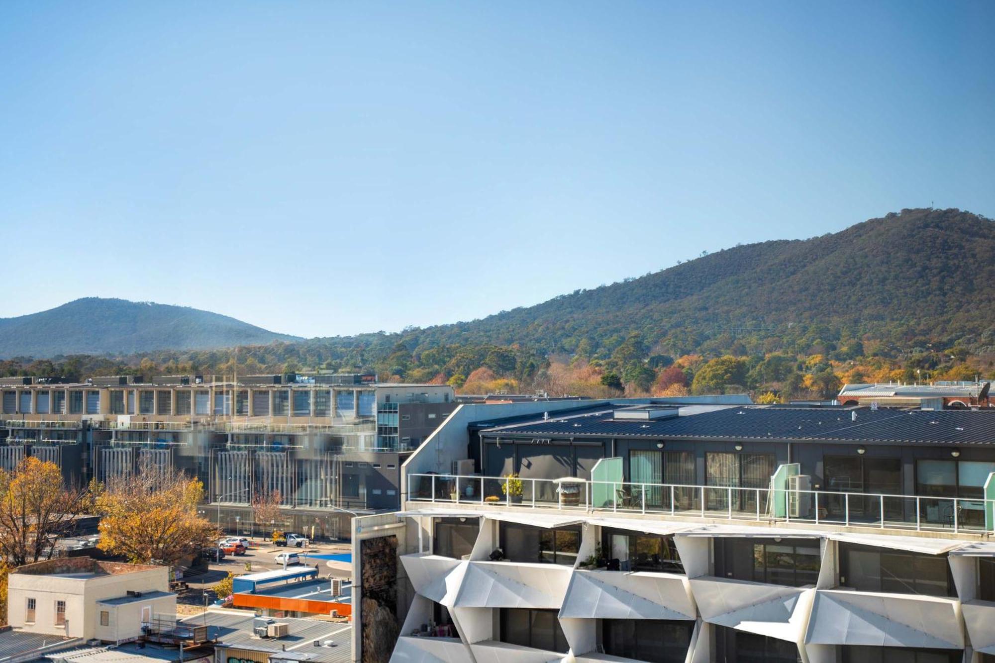 Aparthotel Mantra On Northbourne Canberra Exterior foto