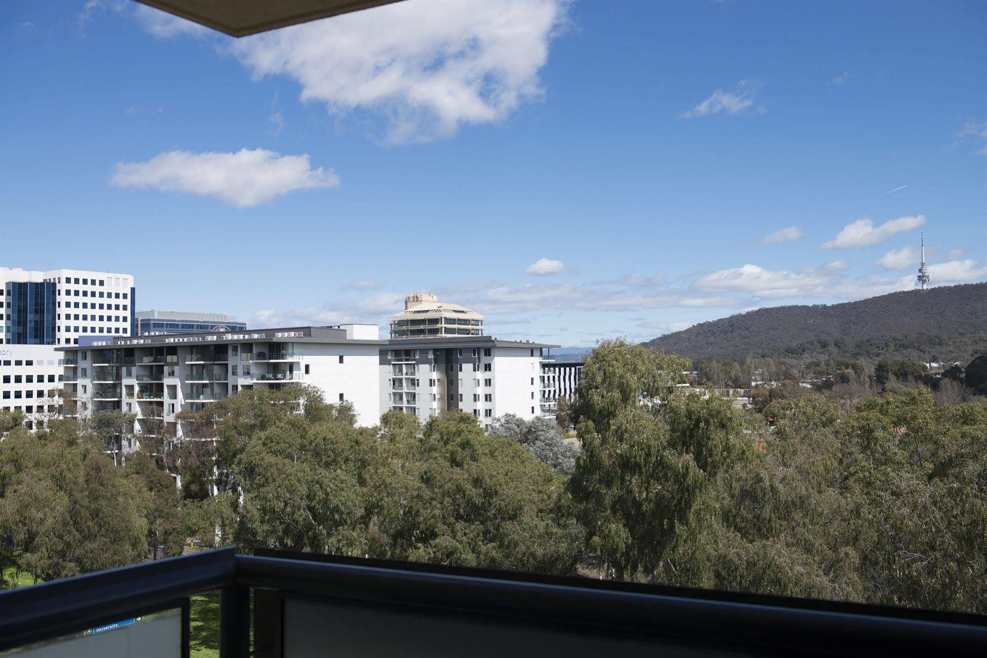 Aparthotel Mantra On Northbourne Canberra Exterior foto